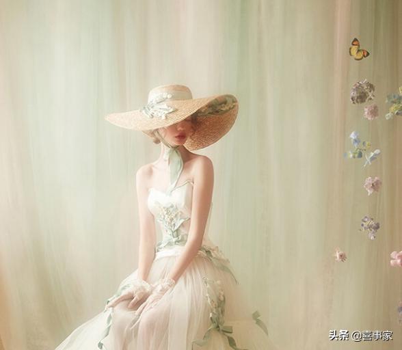 离婚证是一张图片吗,离婚证照片是一个人么