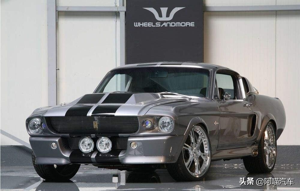 汽车保养机油少怎么回事,汽车机油保养的正确方法和技巧