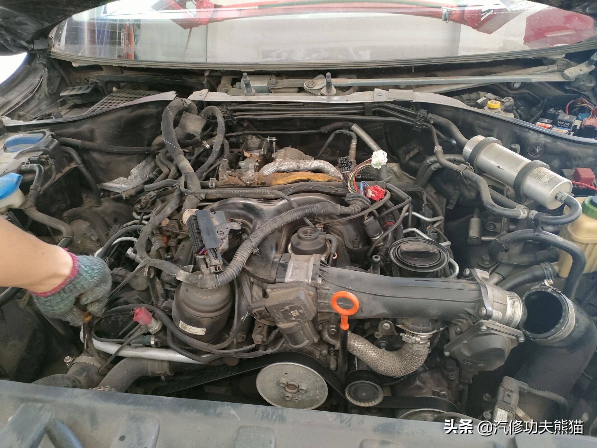 现在最新款的奥迪烧不烧机油,奥迪q7哪年有的柴油