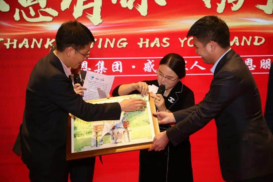 涔鹃亾鎶曡祫鎺ц偂闆嗗洟鏉庝附,涔鹃亾闆嗗洟鏉庝附