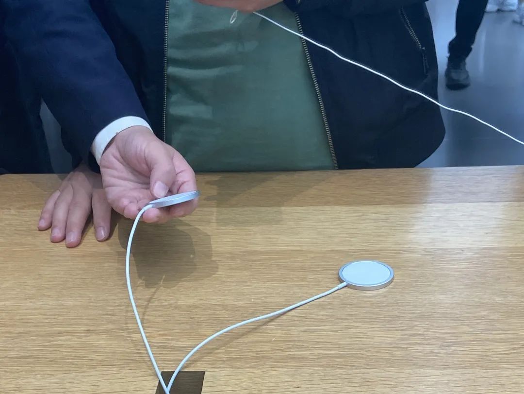 苹果店喊话,喊话苹果店