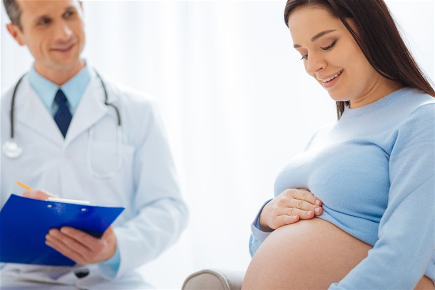 空孕囊孕妇会不会有反应,空孕囊胚胎停育