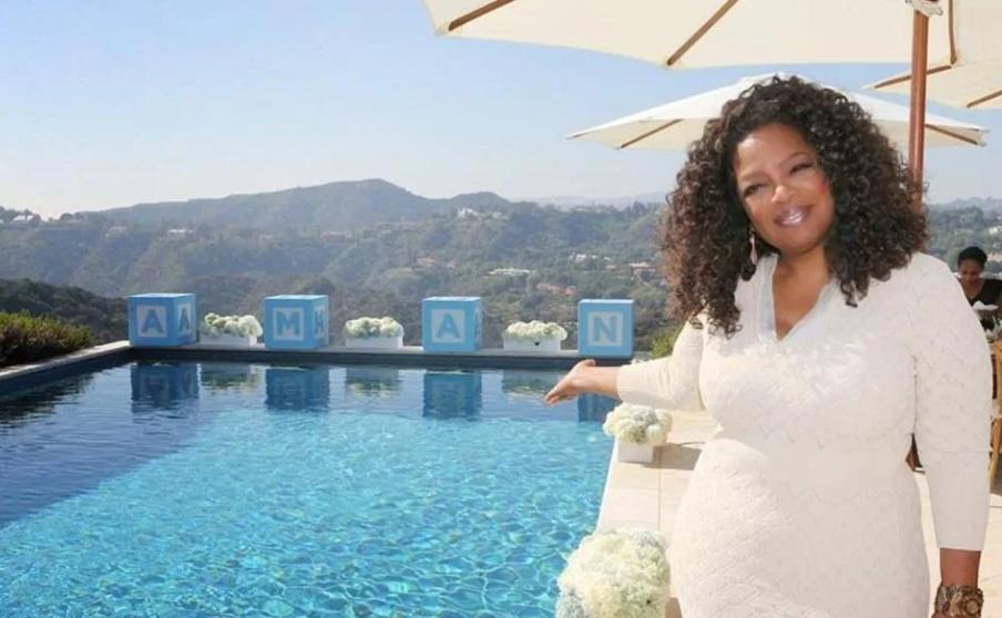 梅根退出王室后首次公开露面,梅根哭诉退出王室背后压力