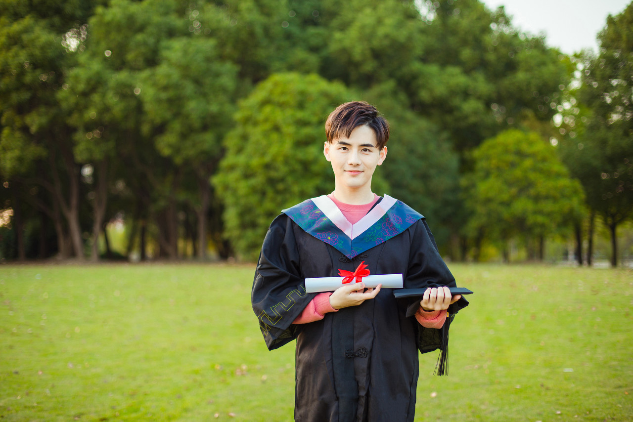 最受欢迎的四所211大学的研究生,毕业后工资非常高