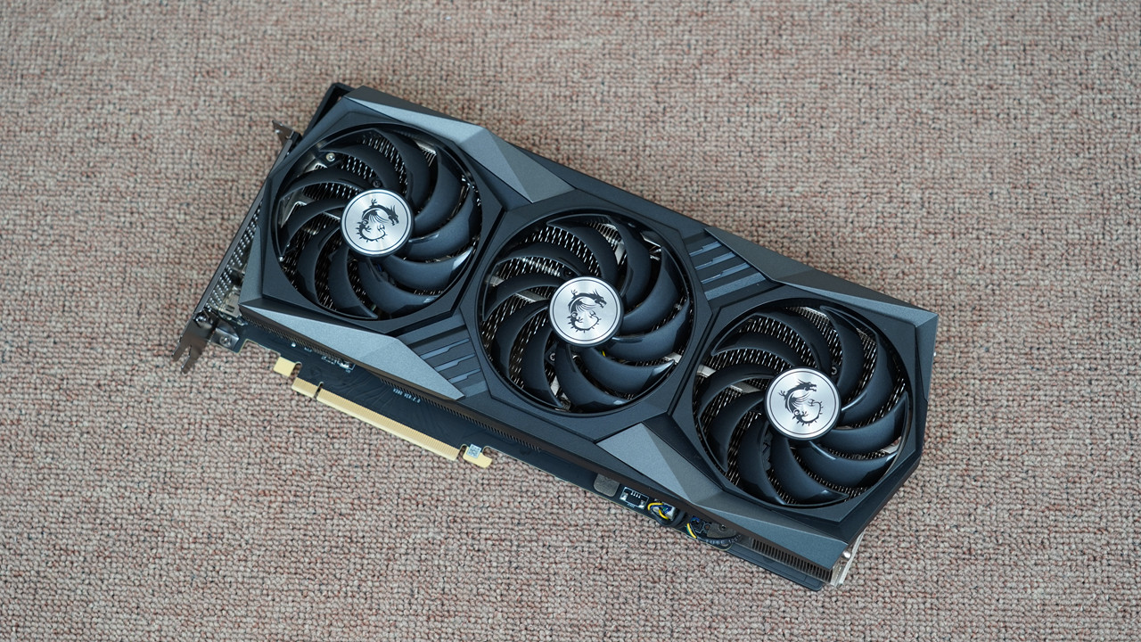 哪个机箱可以装3槽显卡,什么样的显卡适合装itx主机