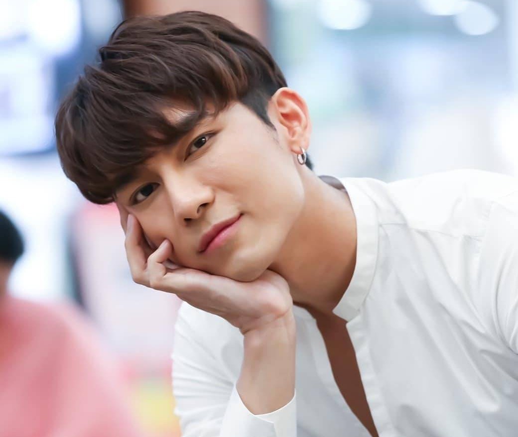 暧昧聊天对方不回复怎么办,男生暧昧2个月不表态什么意思