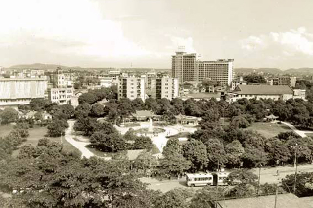 南宁朝阳广场名字的由来,以前的南宁朝阳广场照片