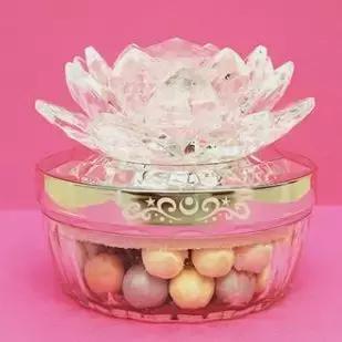 美少女战士联名彩妆，代表月亮来圈钱啦