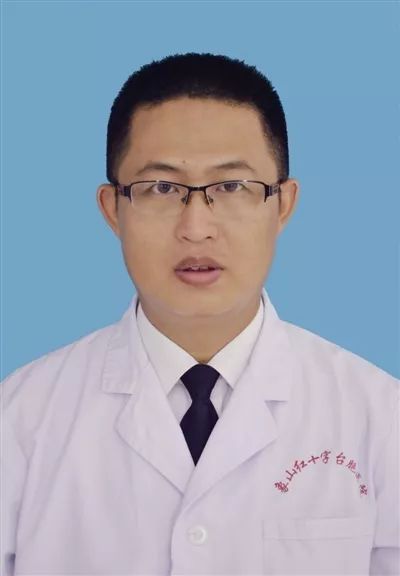 向广大患者致以新春的问候,向全国广大医务者祝贺医师节