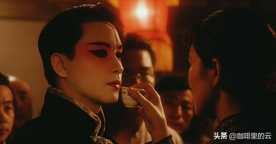 霸王别姬菊仙虞姬,霸王别姬的菊仙的外貌特征