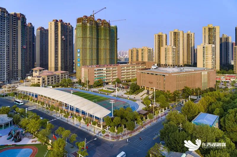 啧啧啧~常青花园，幸福的味道！