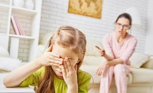 儿童火气大容易发脾气是什么原因,孩子脾气火气大怎么回事