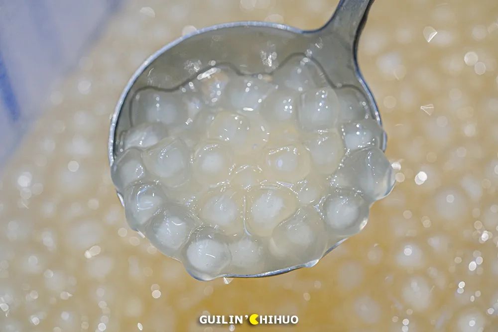 月售1000单的奶茶店,月销8000的奶茶店