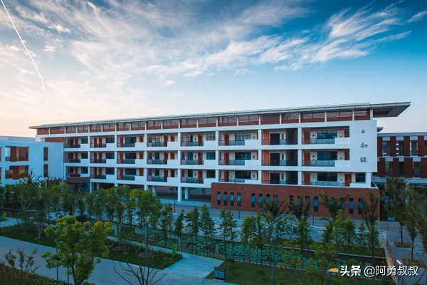 江苏省昆山中学官网,昆山文峰高级中学怎么样