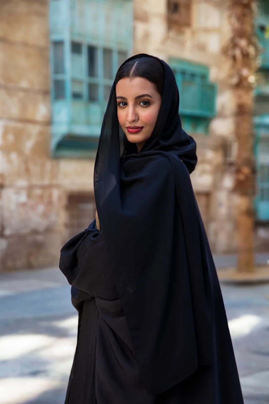 打*网破**红脸审美！她拍遍全世界的普通女孩，一个个都美到惊艳