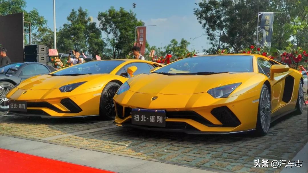 价值一亿的法拉利拉法,价值1亿元钱的白色法拉利拉法