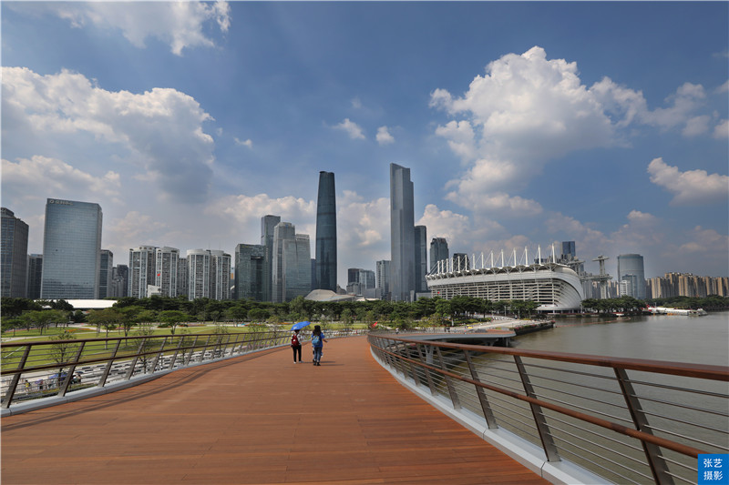 广州人行景观桥最新情况,广州海心沙人行天桥