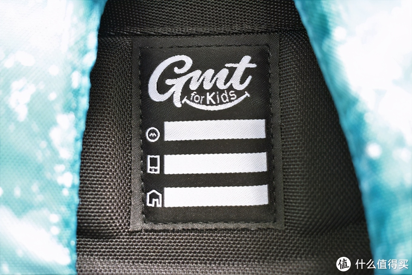 别让孩子输在起跑线，背上GMT for Kids挪威小方包，轻便 舒适 充裕