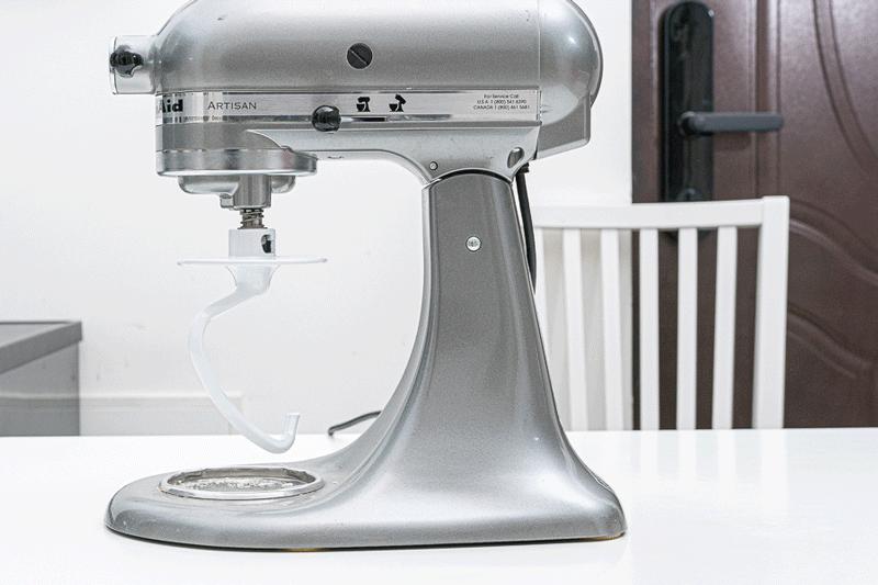 烘焙为什么要入厨师机？与面包机，打蛋器差异有多大？厨师机横评