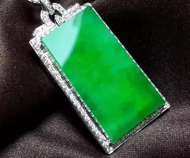 宝石并不一定按颜色命名,90%的人都曾被忽悠过