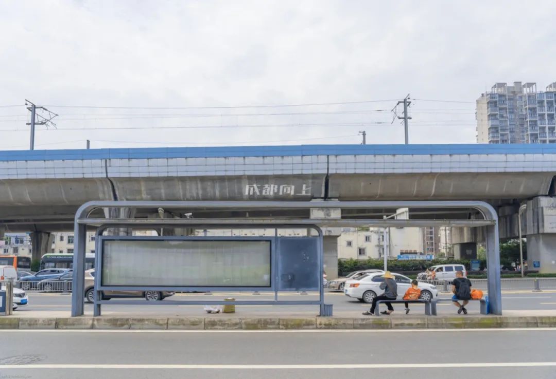 成都二圈层公交车对比,成都二圈层双流和龙泉谁更强