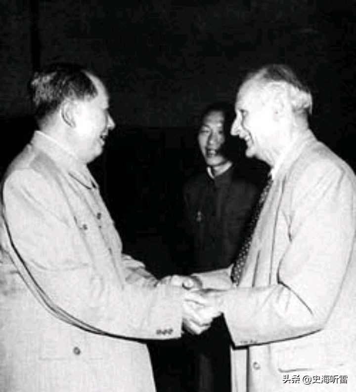 毛*东泽**为何拒授大元帅？他如何评价十位元帅？十元帅如何评价他？