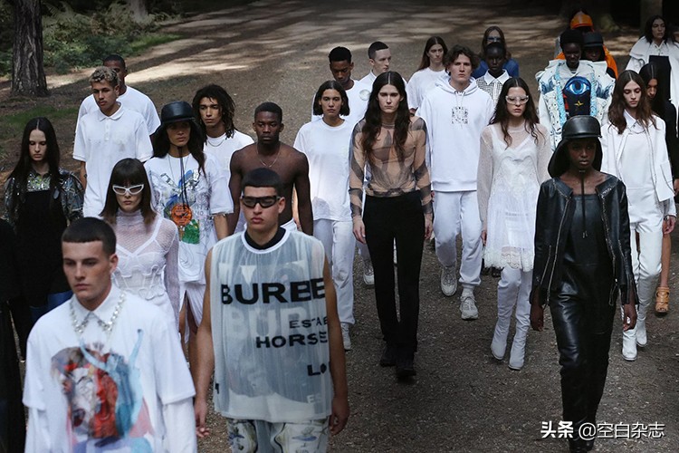 burberry的自然拼读,burberry云淡风轻