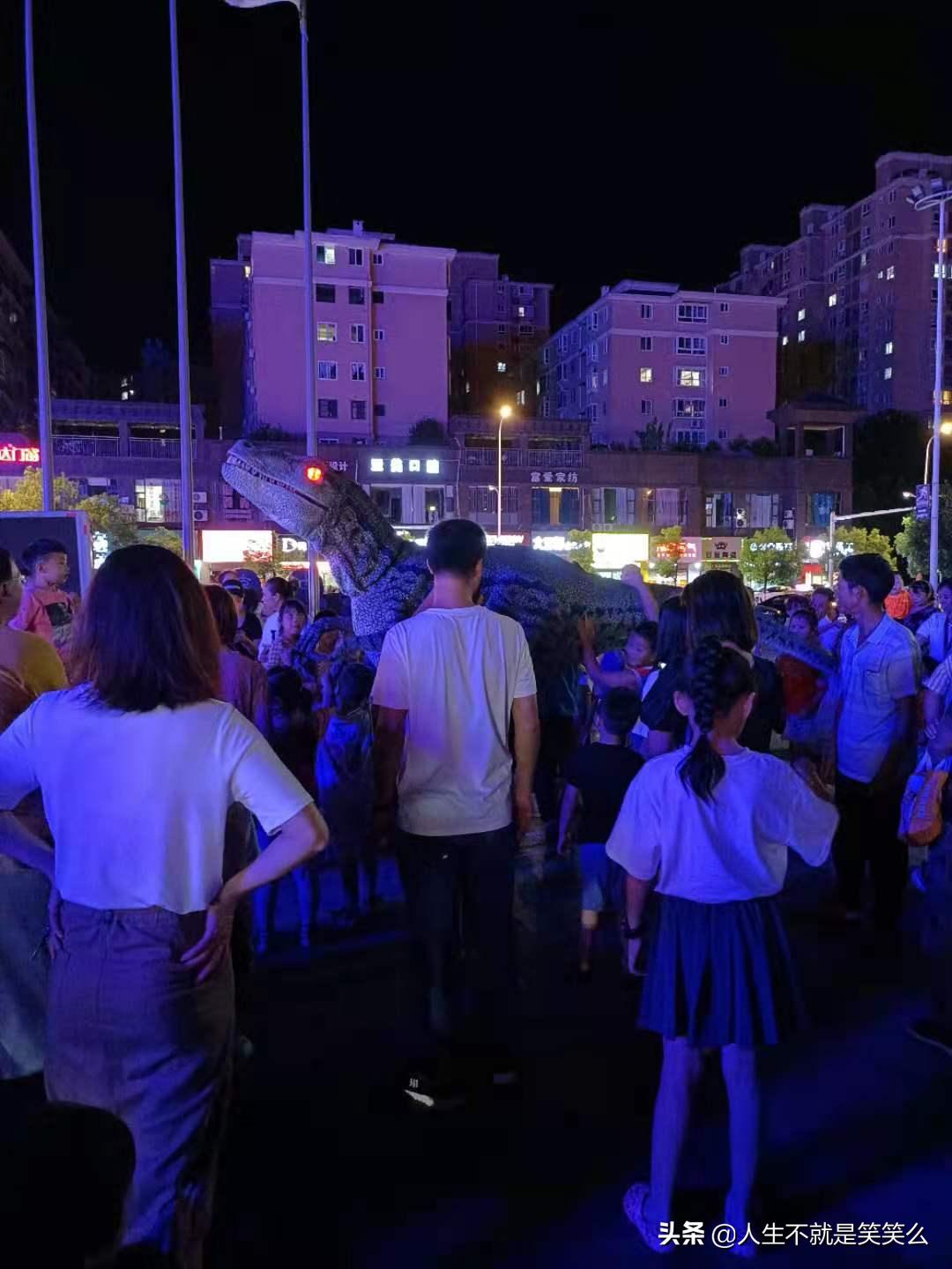 诚上广场夜市航拍,永安诚上广场夜市图片