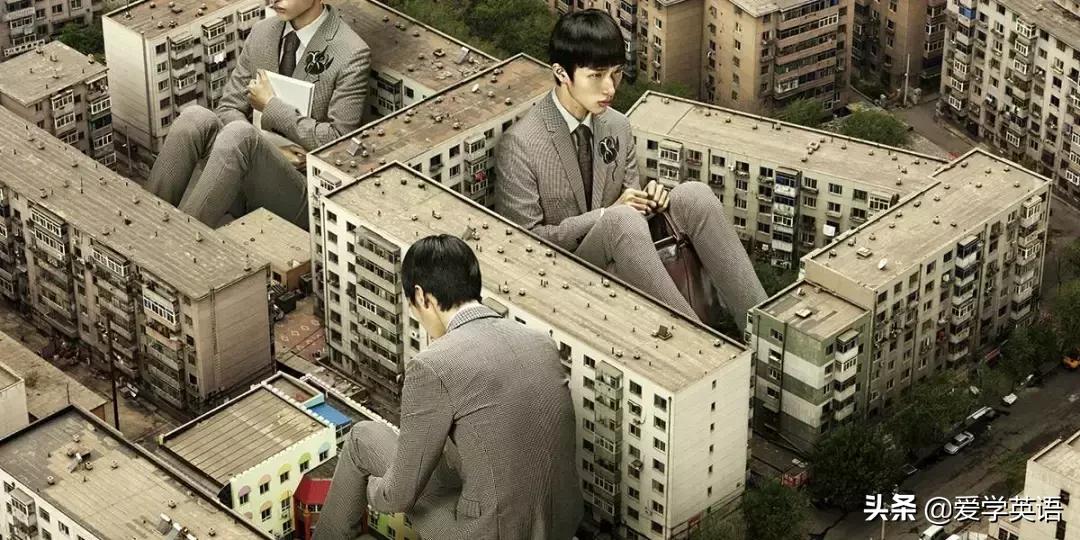 穷”是poor,但“穷游”为什么不是“poortraveling”呢?