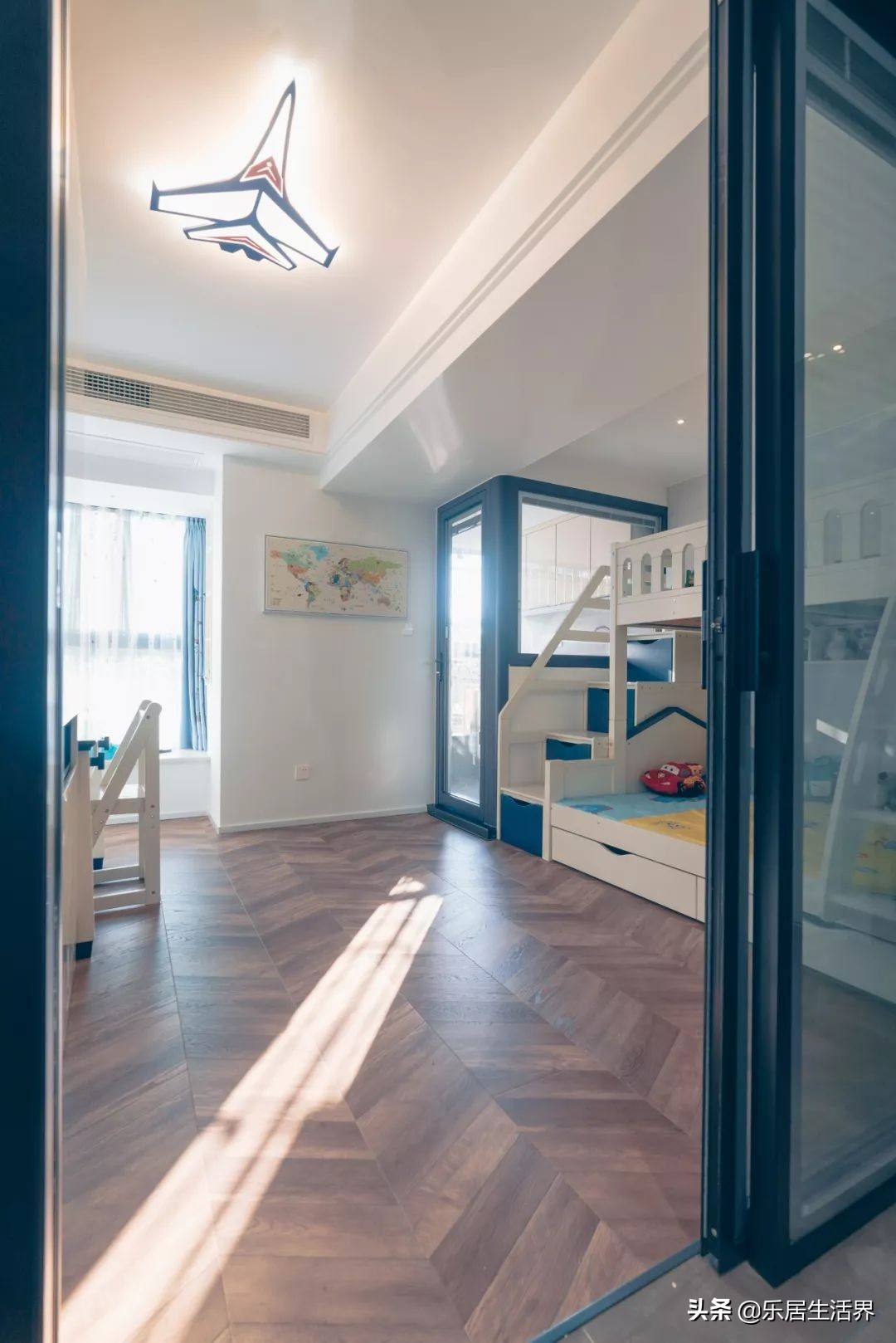 二胎妈妈太用心!89m²三室两厅里,塞下足足36m³储物空间