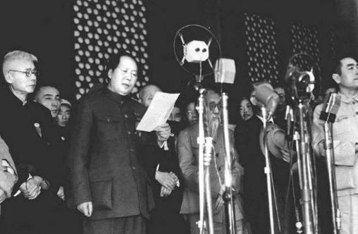 1984年香港回归陷入僵局，*小平邓**放话：必要时可以打仗