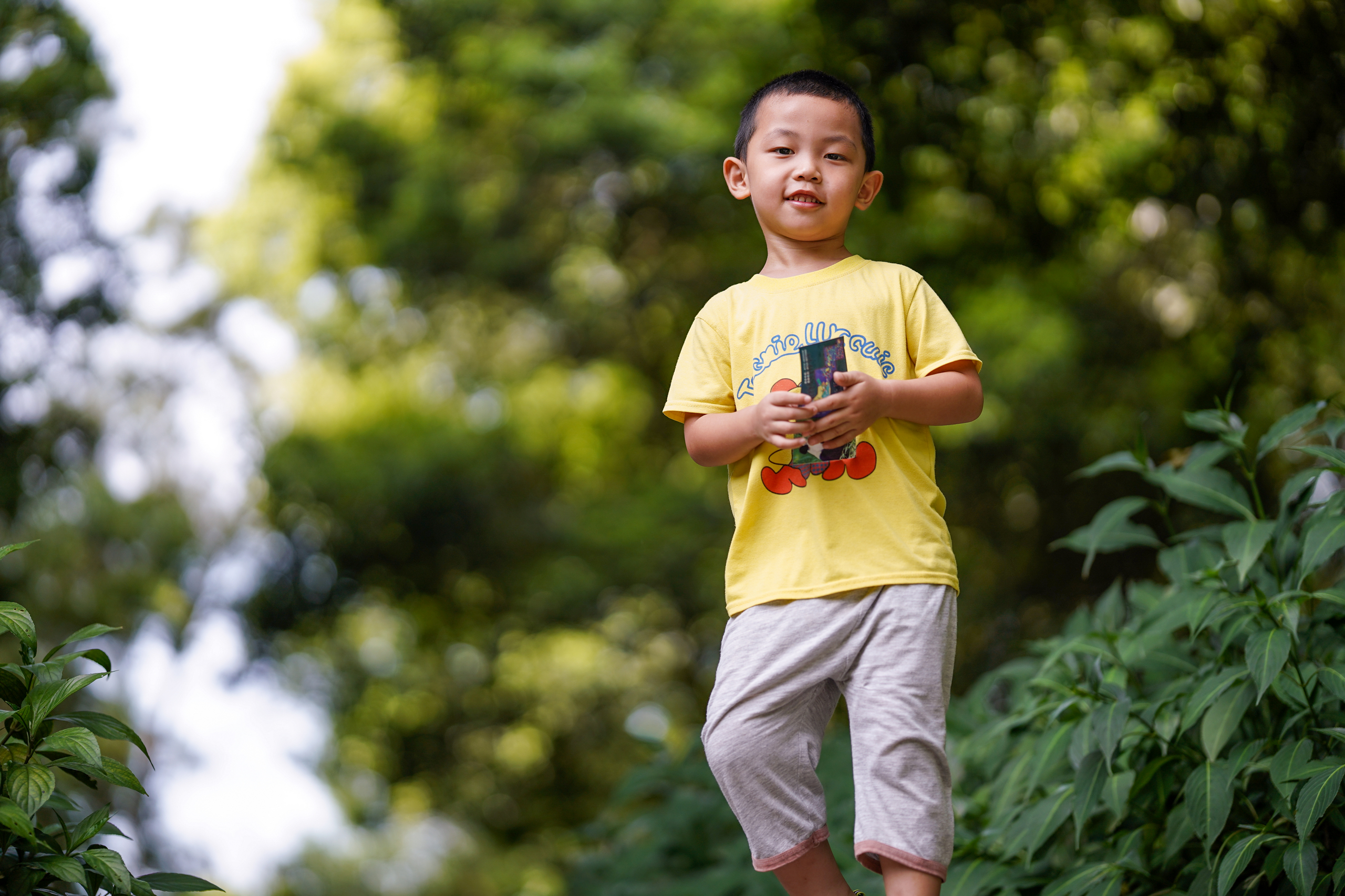 索尼适马851.4定焦镜头,适马85f1.4索尼微单