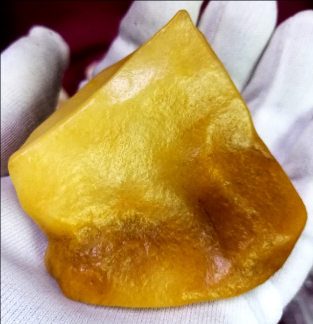 沙漠石头无奈的呐喊