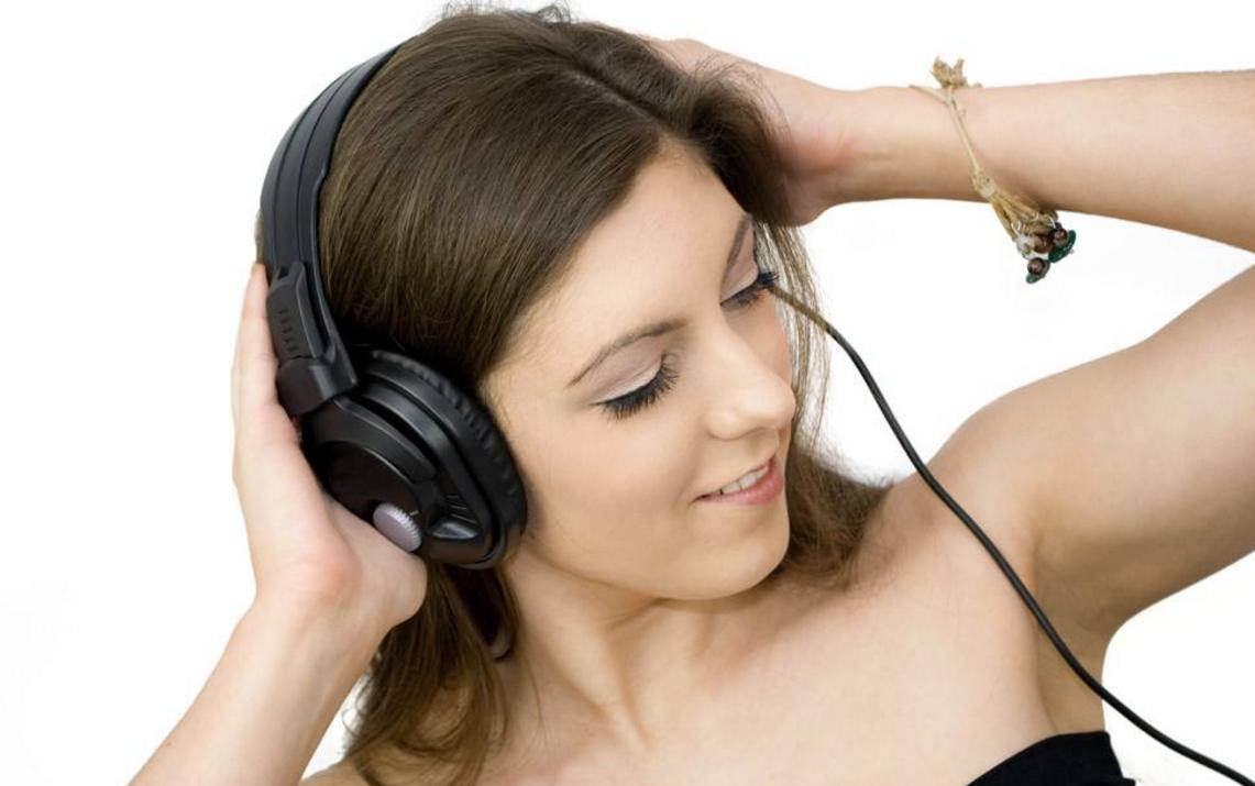 女性腋毛该不该剃除,女的腋毛会越刮越多吗