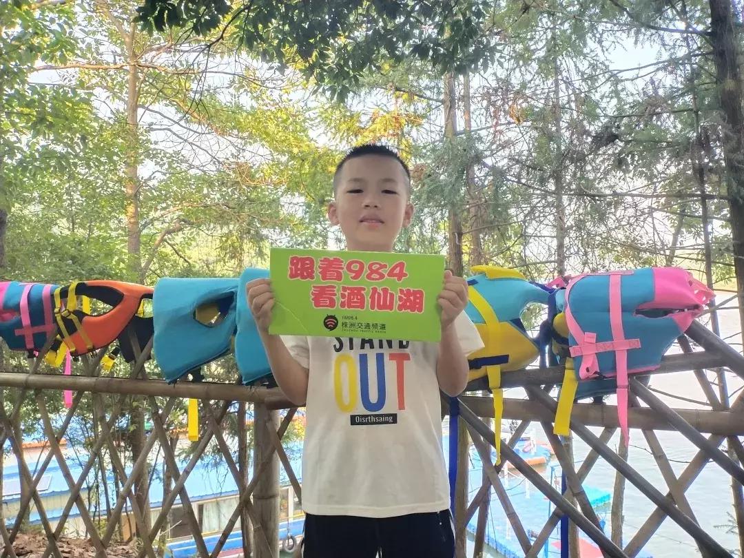 小蜜蜂游学营今夏完美收官！小蜜蜂营地等你来加入