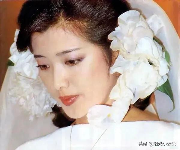 山口百惠为什么在三人组合中最红,山口百惠是60后永远的女神