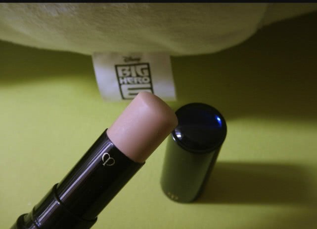 cpb遮瑕棒和遮瑕膏哪个好用,cpb无瑕钻光底妆推荐色号