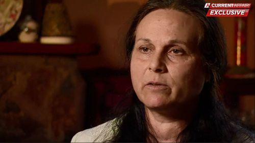 澳媒曝光残害儿童异端教派五岁女童蜡烛厂打工