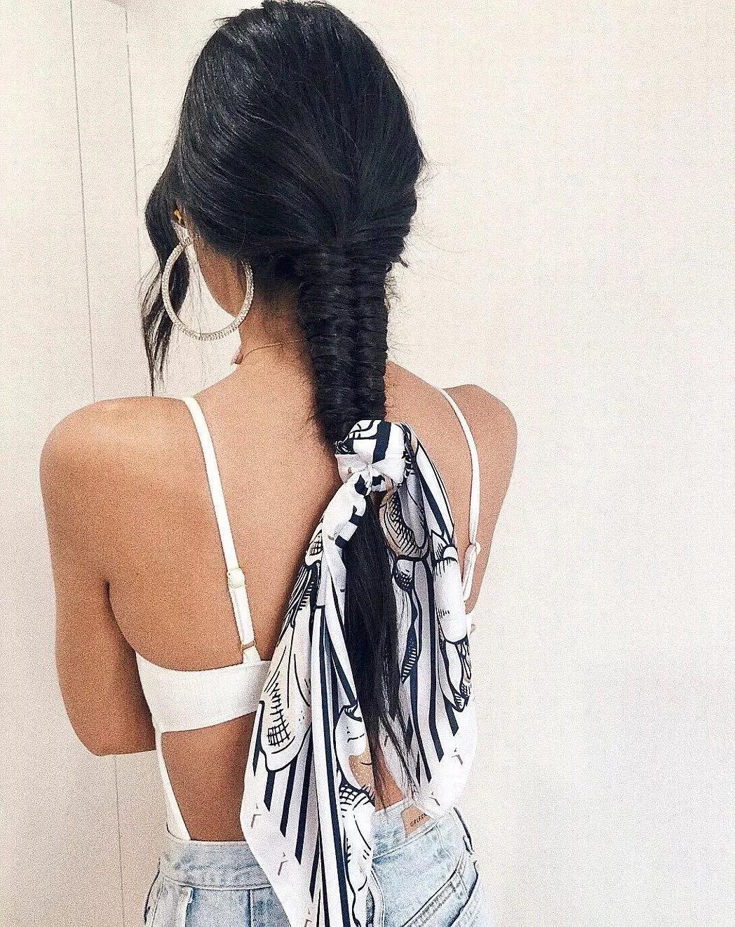 今年流行什么风格的头饰,比较流行百搭的头饰