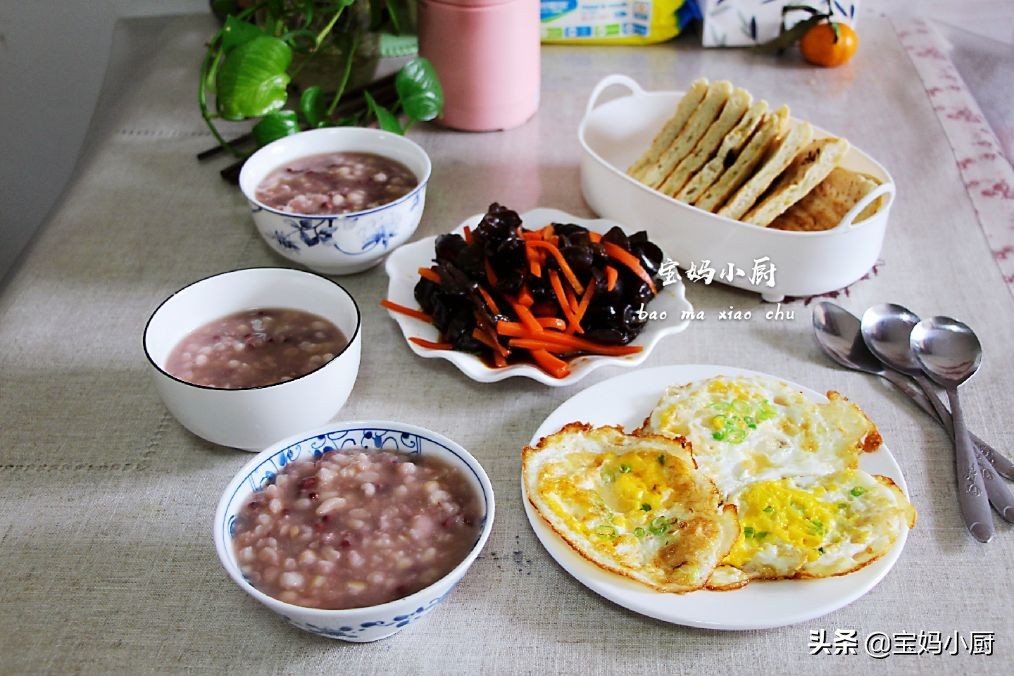 早起五分钟搞定元气满满的早餐,早起十分钟吃好健康早餐