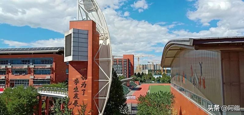 人大附中通州校区高中部怎么样,潞河好还是人大附中通州分校好