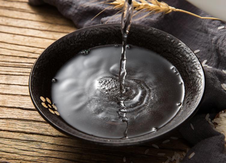 在大超市买酒靠谱吗,买酒找熟人有什么好处