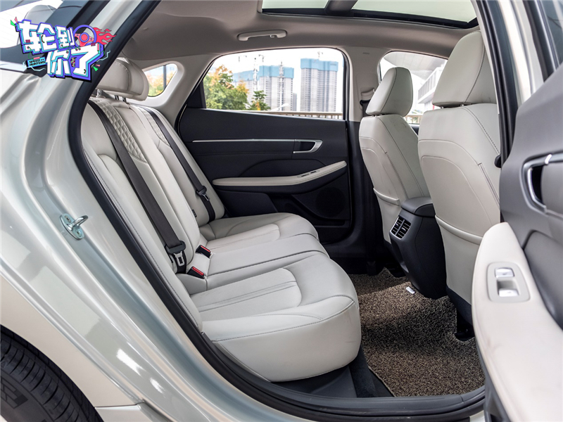 试驾索纳塔领先版,试驾第十代索纳塔有感