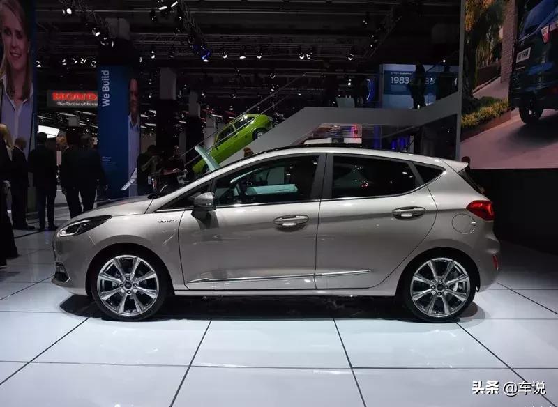 巅峰极速飞度和嘉年华选哪个,福特嘉年华和飞度对比