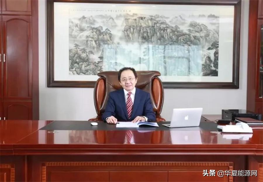 中利“不利”：从先行者到危机重重，王柏兴如何“弯道超车”？