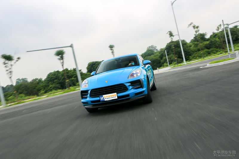 2019款保时捷macans运动suv之选 (2022款保时捷macan s深度试驾2.9t)