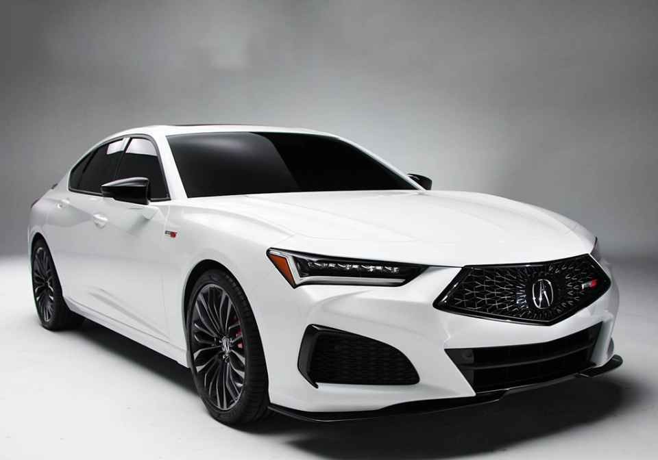 宝马3系“当心”,进口大号“雅阁”亮相,3.0T+10AT