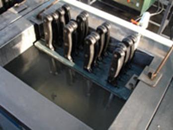 选择刀具哪种不锈钢材质比较好,厨房刀具材料的选择