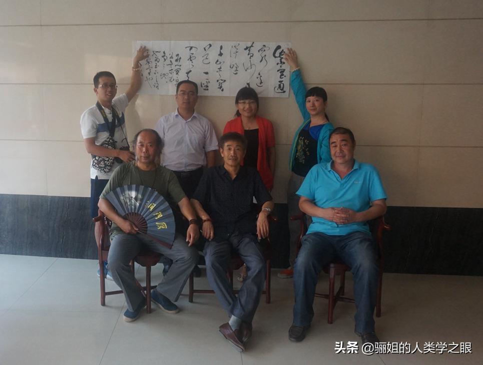 戴了六年的玉镯摔坏了有什么预兆,80岁老人戴玉镯好吗