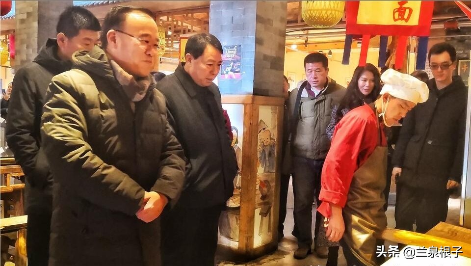 玉泉山庄旅游视频,走进玉泉山看到哪些景色